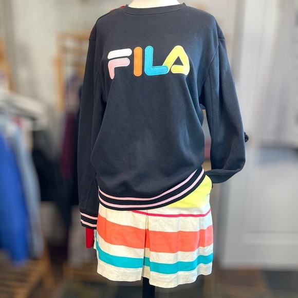 90s Throwback from FILA!  Black Logo Sweatshirt in Pastel Lettering ~ Size L - Picture 1 of 4